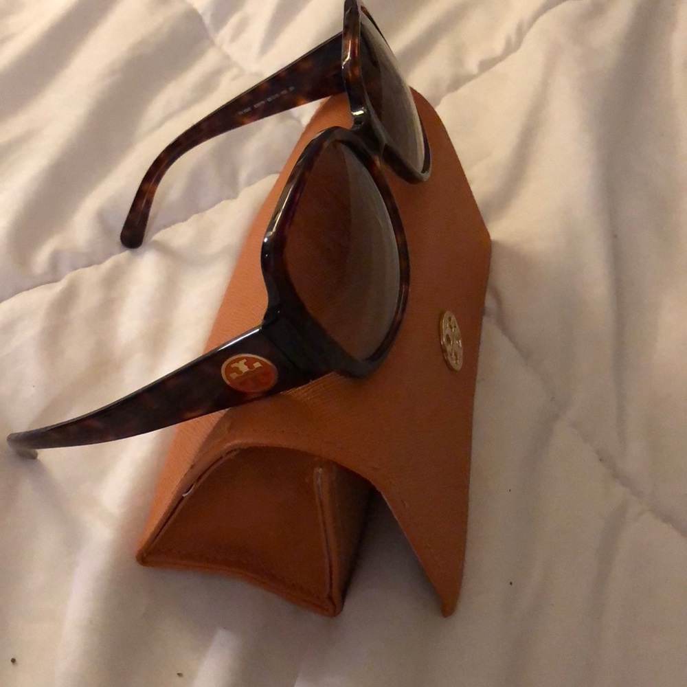 Tory burch sunglasses
